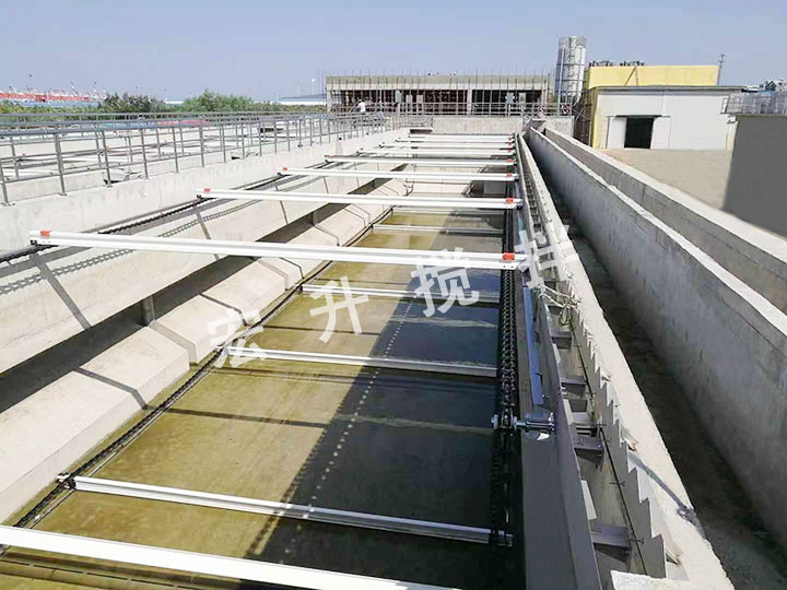 液體刮泥攪拌機